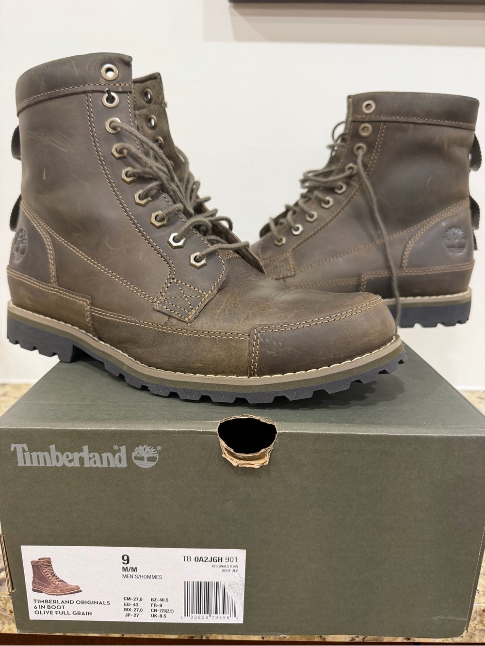 New-  Timberland Originals Olive Brown 6-Inch Lace-Up Boots
